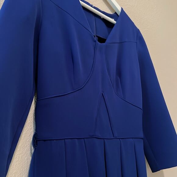 Tailored Crepe Midi Dress - Picture 4 of 5